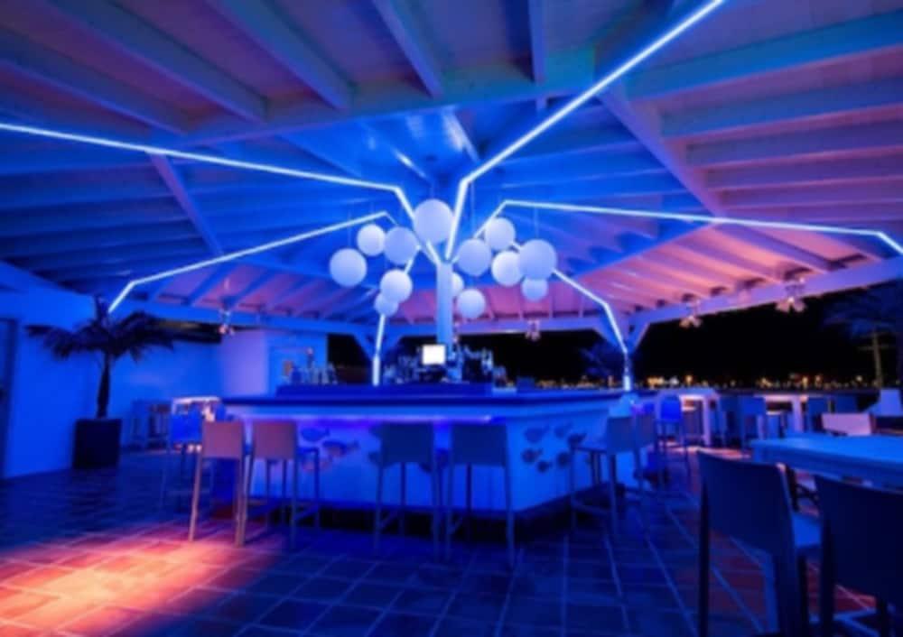Hotel Los Delfines لا مانغا ذيل مار مينور المظهر الخارجي الصورة