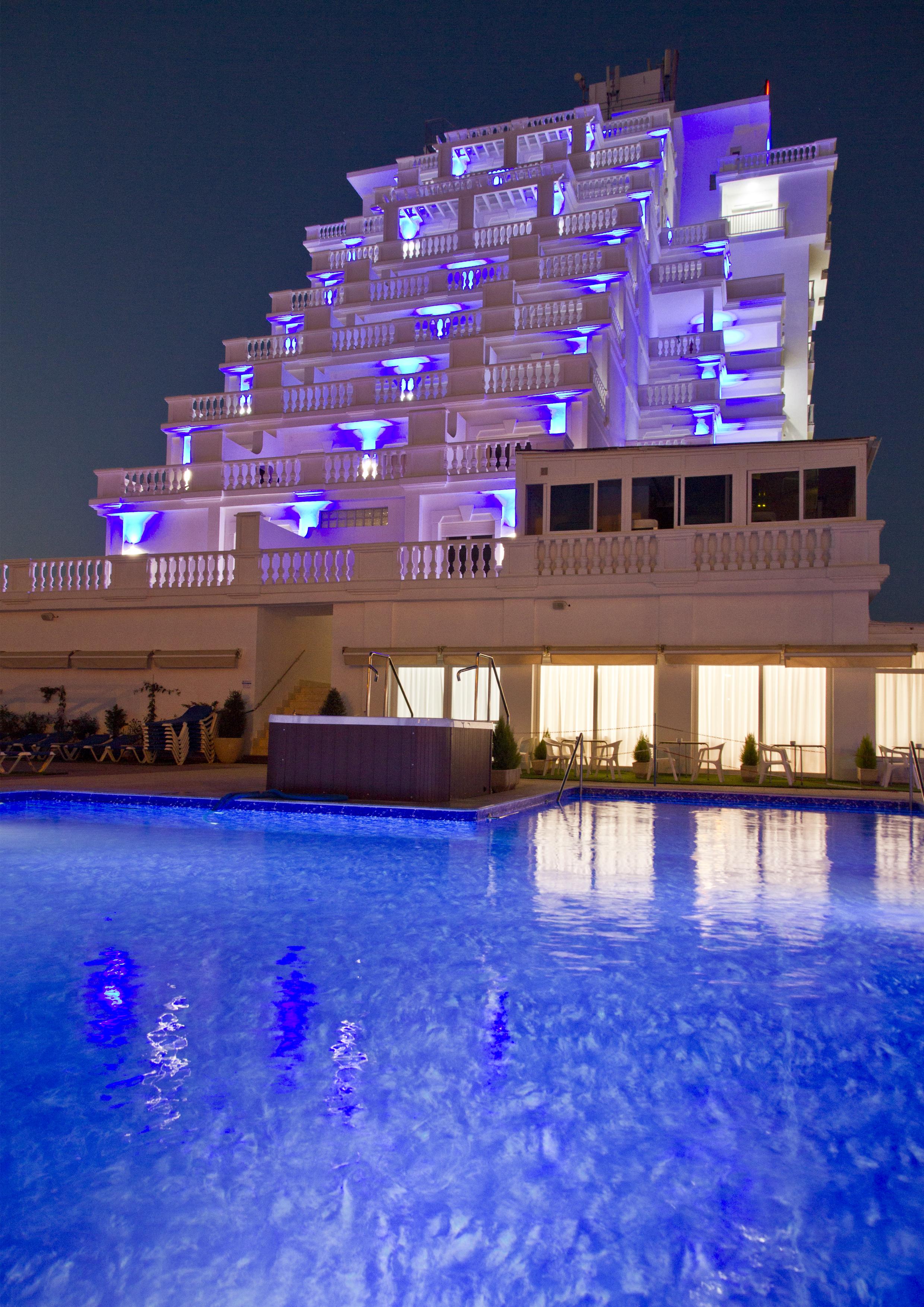 Hotel Los Delfines لا مانغا ذيل مار مينور المظهر الخارجي الصورة